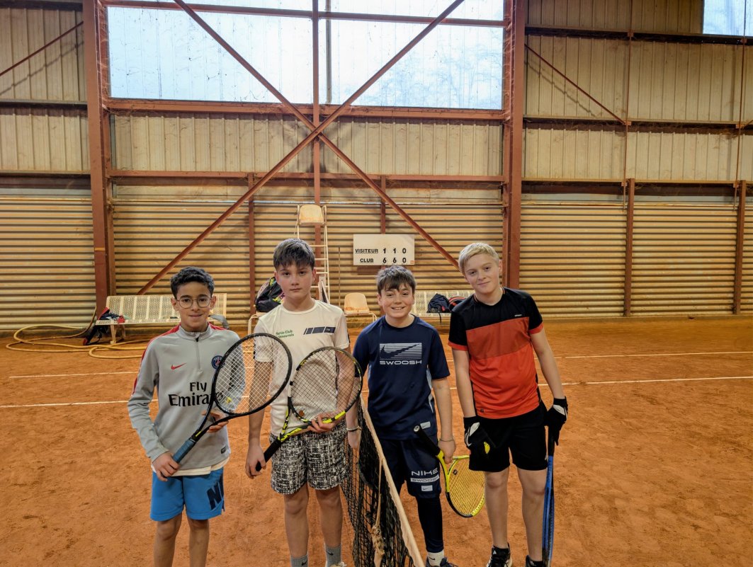 Nos équipes jeunes de retour aux affaires!
